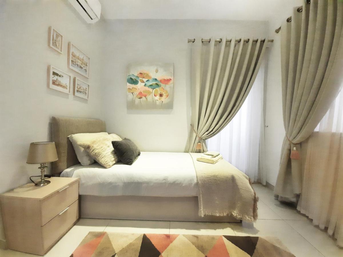 Cozy Rooms - Great Bus Connections - Free Parking Моста Екстер'єр фото